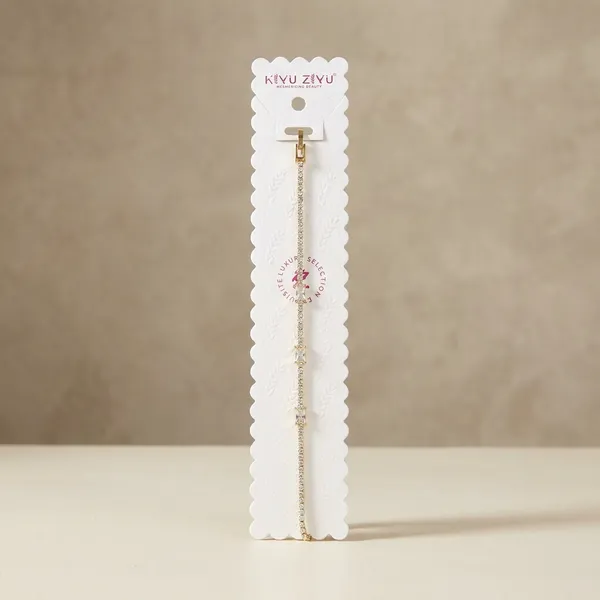 Elegant_Silver-Tone_Star_Charm_Bracelet_With_Delicate_Chain