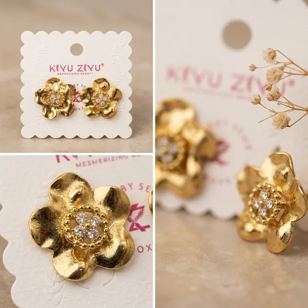 Gold_Tone_Alloy_Floral_Crystal_Center_Stud_Earrings_For_Women