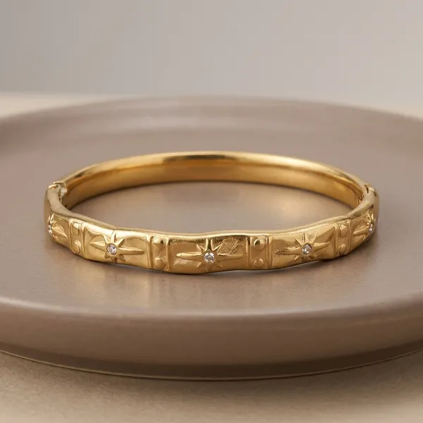 Gold_Alloy_Bamboo_Star_Accent_Bangle_Bracelet_For_Women