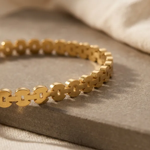 Gold-Toned_Link_Chain_Bracelet