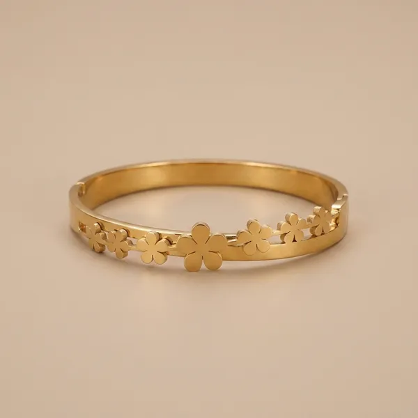 Gold-Plated_Flower_Band_Ring