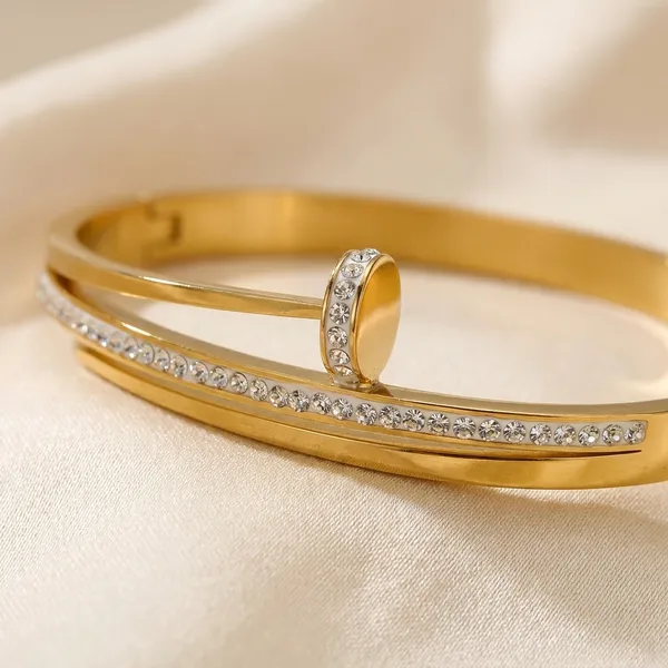 Gold-Plated_Dual_Band_Crystal_Studded_Bangle_Bracelet