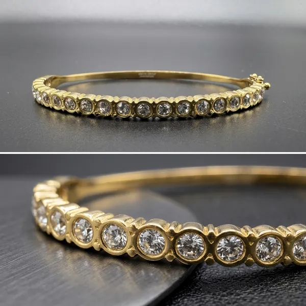 Gold_Alloy_Diamond_Embellished_Bangle_Bracelet_For_Women