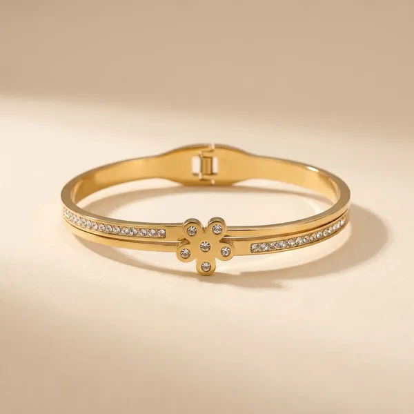 Gold-Tone_Floral_Bracelet_With_Crystal_Embellishments