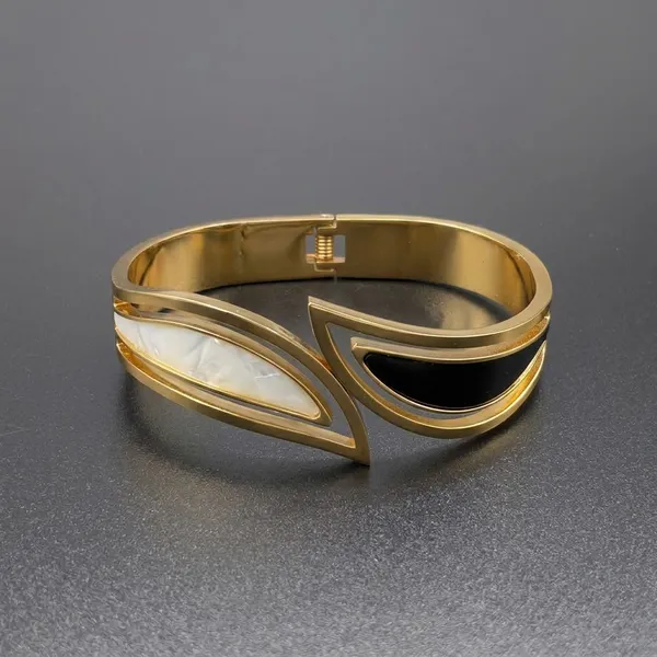 Gold_Alloy_Black_White_Enamel_Bangle_Bracelet_For_Women
