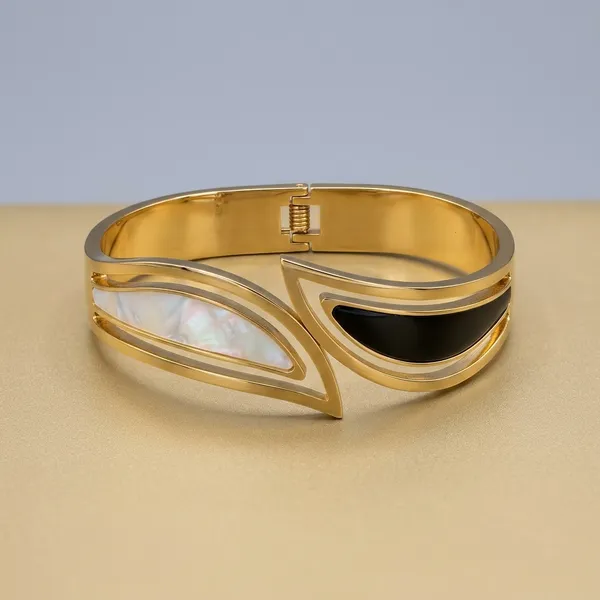 Gold_Alloy_Black_White_Enamel_Bangle_Bracelet_For_Women