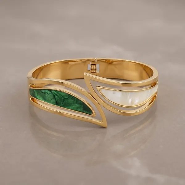 Green_Gold_Tone_Alloy_Hinged_Enamel_Bangle_For_Women
