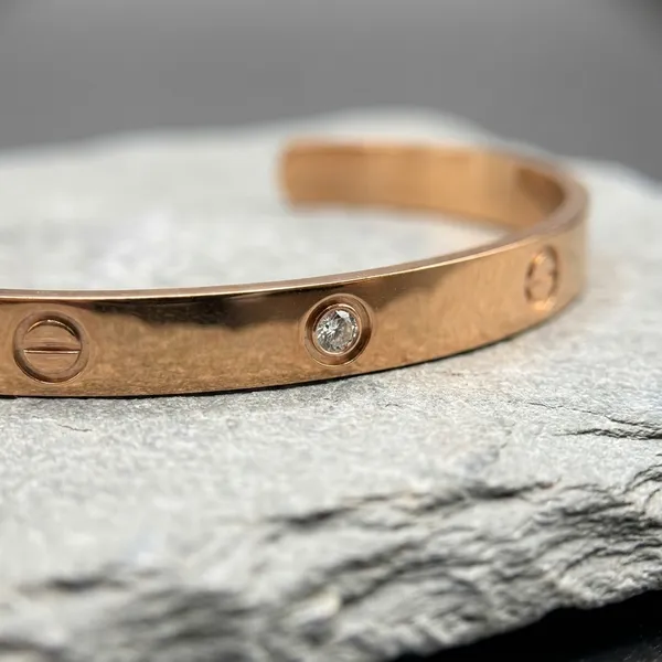 Rose_Gold_Love_Screw_Design_Bracelet_Bangle_With_Crystal_Stone