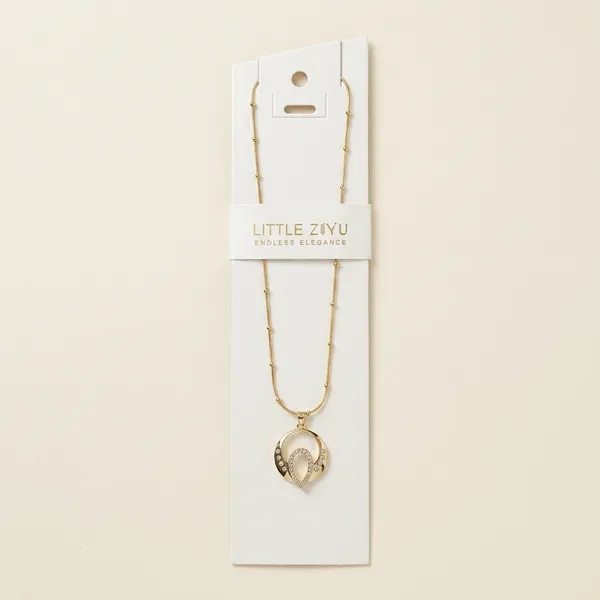 Gold_Alloy_Claddagh_Pendant_Necklace_For_Women