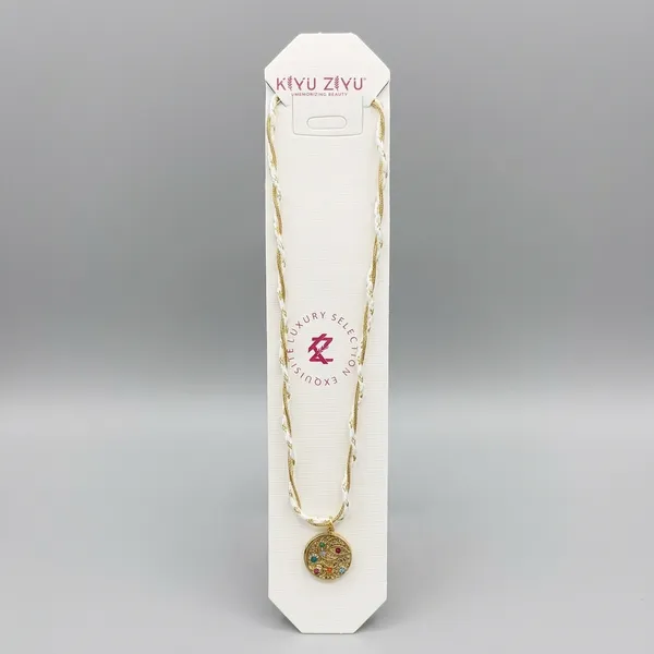 Gold_Alloy_Green_Stone_Coin_Pendant_Necklace_For_Women