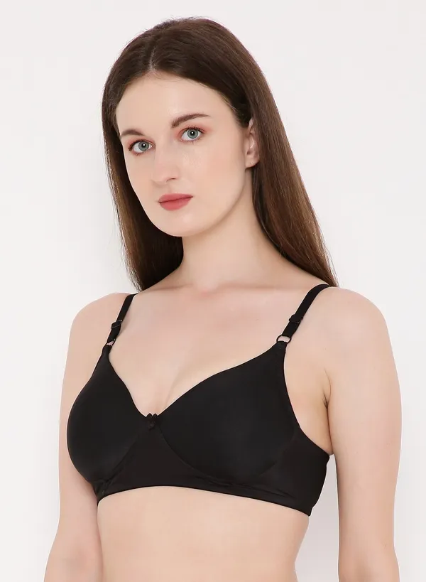 Black_Non-Wired_&_Heavily_Padded_With_Medium_Coverage_T-Shirt_Bra_For_Women