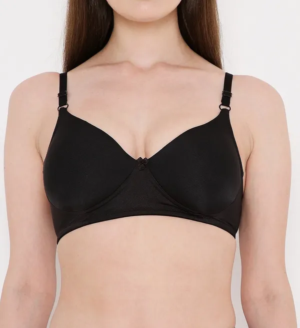 Black_Non-Wired_&_Heavily_Padded_With_Medium_Coverage_T-Shirt_Bra_For_Women