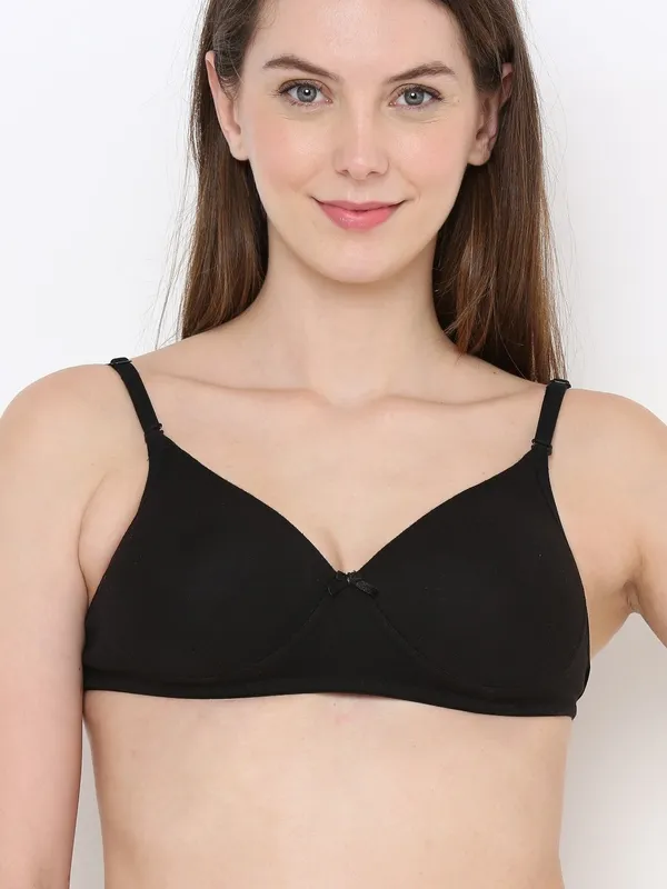 Black_Everyday_Comfort:_Lightly_Padded_Wire-Free_T-Shirt_Bra_For_Women