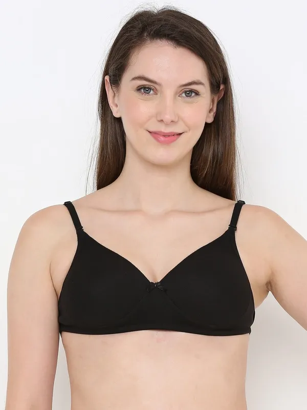 Black_Everyday_Comfort:_Lightly_Padded_Wire-Free_T-Shirt_Bra_For_Women