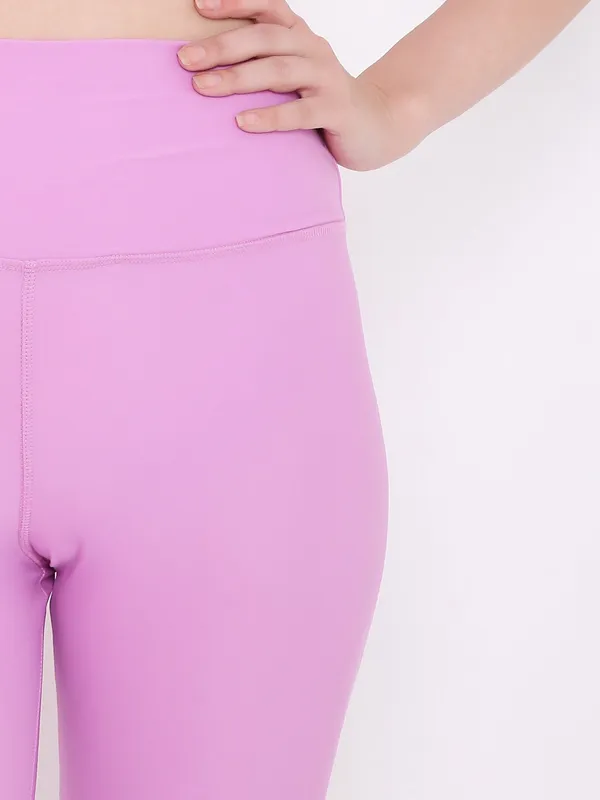 Pink_Ankle_Length_Solid_Sports_Leggings_For_Women