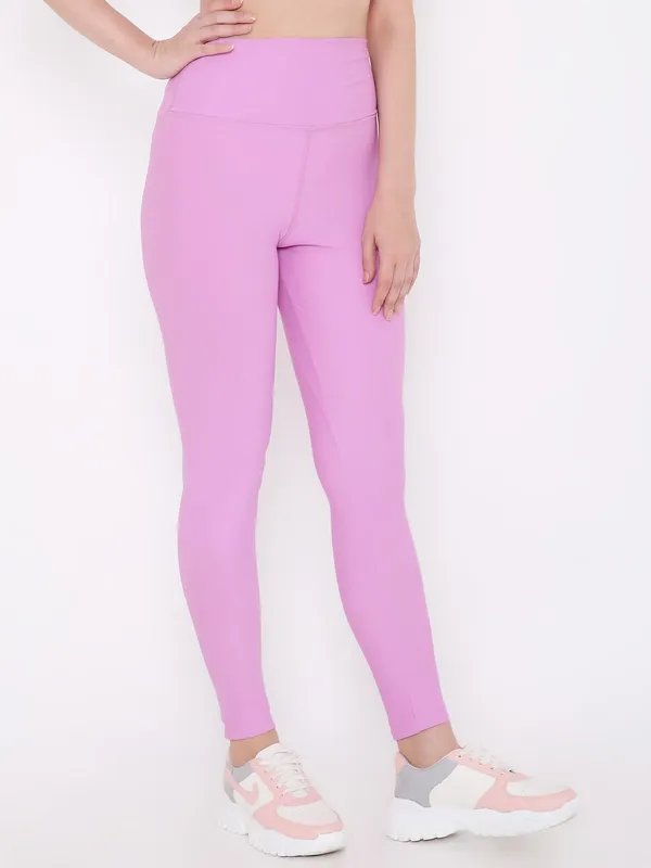 Pink_Ankle_Length_Solid_Sports_Leggings_For_Women