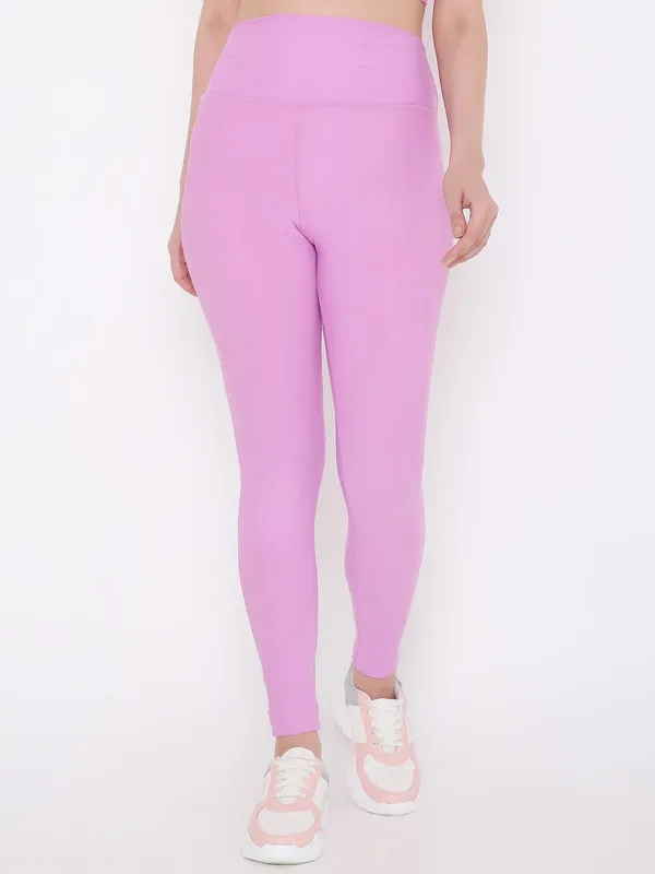 Pink_Ankle_Length_Solid_Sports_Leggings_For_Women