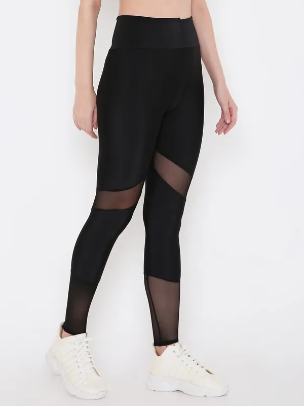 Black_Mesh_Contour_Sports_Gym_For_Women