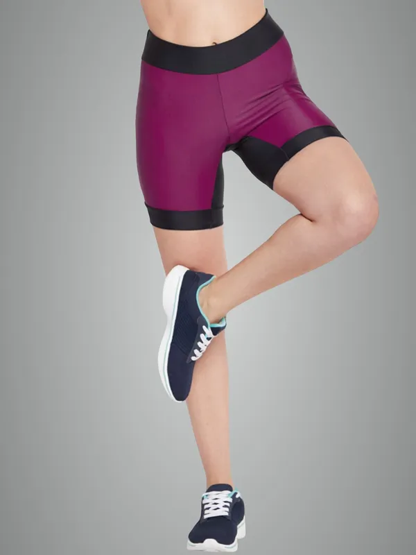 Wine_&_Black_Nylon_Sports_Gym_Shorts_For_Women