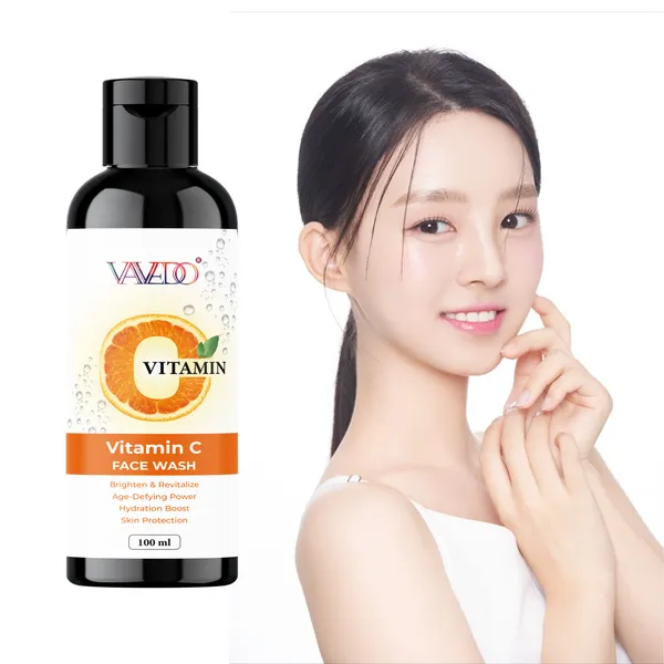 Vitamin_C_Foaming_Face_Wash_|_Deep_Cleansing,_Anti-Pollution_&_Skin_Brightening_Formula_–_100Ml
