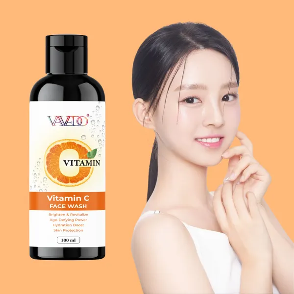 Vitamin_C_Foaming_Face_Wash_|_Deep_Cleansing,_Anti-Pollution_&_Skin_Brightening_Formula_–_100Ml