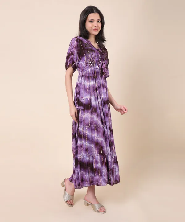 Purple_Elegant_Maxi_Dress_With_Tie-Dye_Pattern,_Featuring_Metallic_Accents_And_A_Tiered_Skirt_Design_For_Women