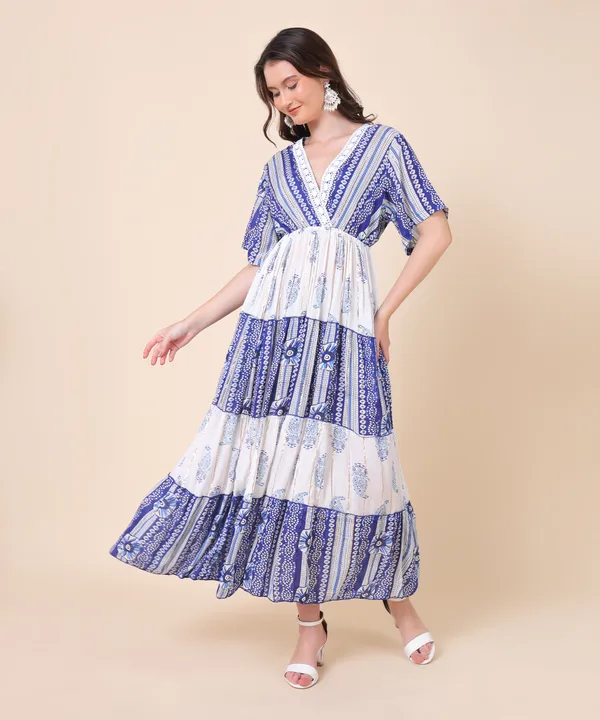 Blue_Elegant_Aura_Maxi_Dress_For_Women