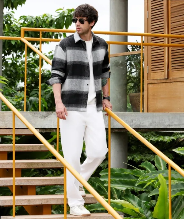 Men's_Premium_Black_&_Grey_Oversized_Checkered_Flannel_Shirt