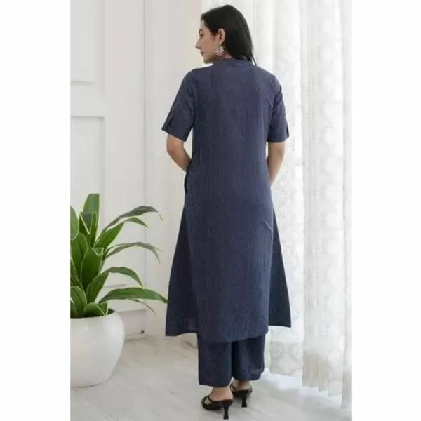 Black_Cotton_Katha_Work_Kurti_Set_For_Women