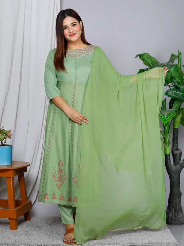 Green_Cotton_Embroidered_Kurti_Set_For_Women