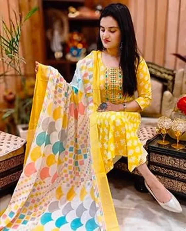 Yellow_Cotton_Kurti_Set_For_Women