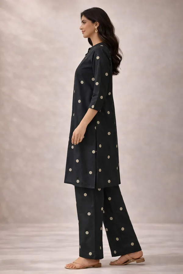Shifneen_Women_Kurta_Palazzo_Set