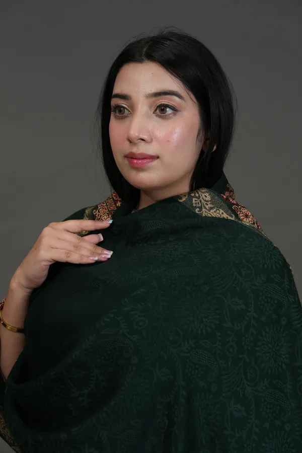 Shifneen_Acrylic_Solid_Women_Shawl_Dark_Green
