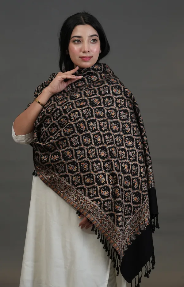 Shifneen_Acrylic_Paisley_Women_Shawl_Black