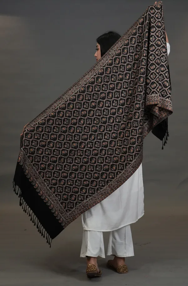Shifneen_Acrylic_Paisley_Women_Shawl_Black