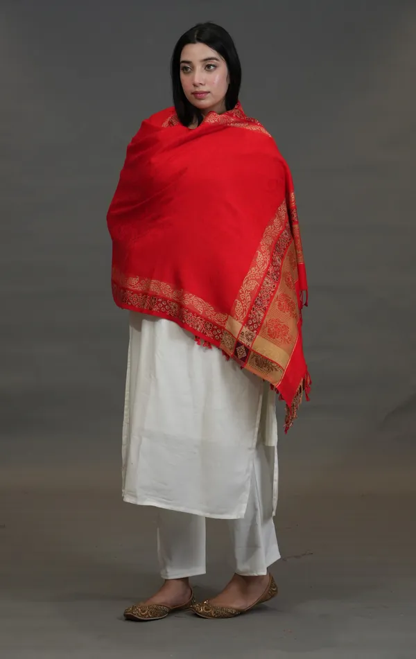 Shifneen_Acrylic_Solid_Women_Shawl_Red