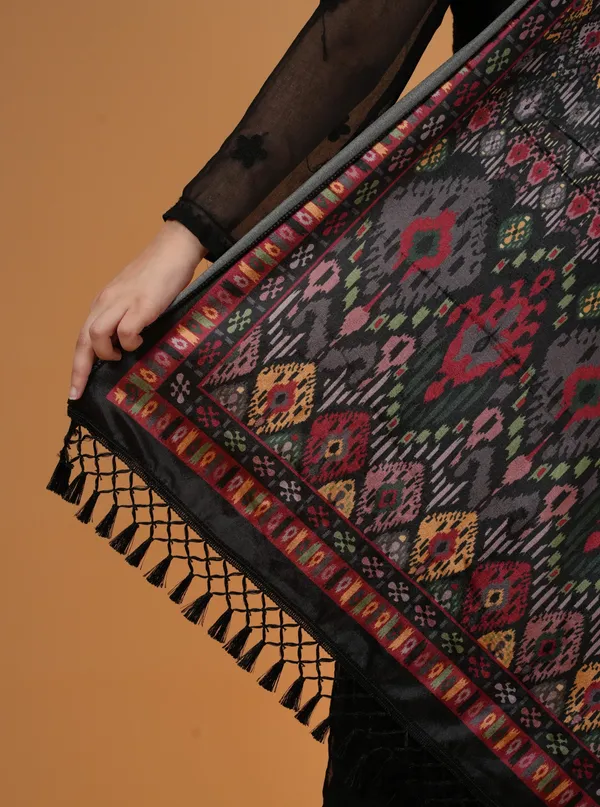 Shifneen_Velvet_Printed_Women_Shawl_Multicolor