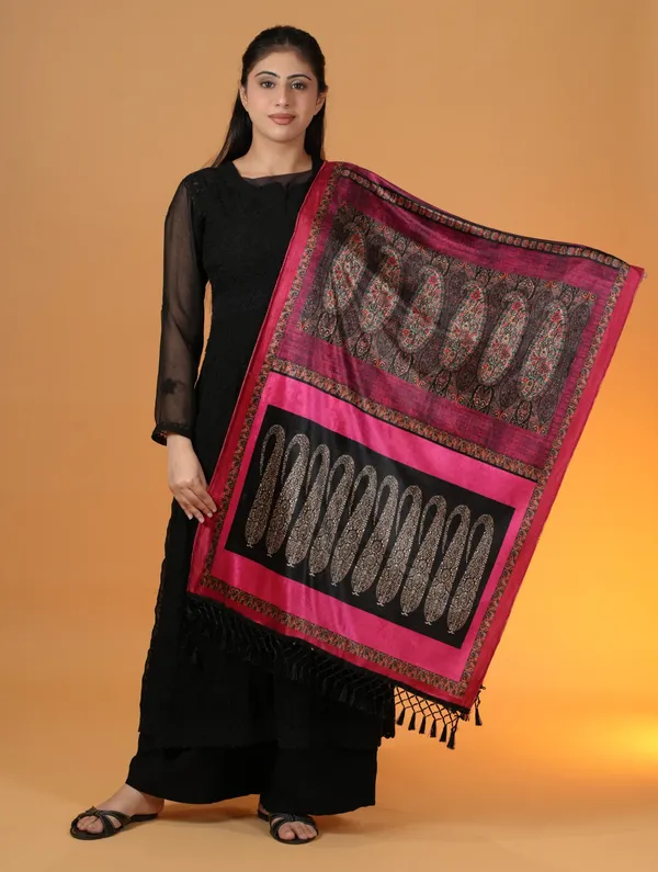 Shifneen_Velvet_Printed_Women_Shawl_Pink