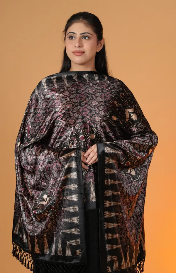 Shifneen_Velvet_Printed_Women_Shawl_Black