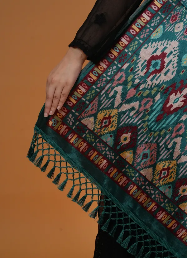 Shifneen_Velvet_Printed_Women_Shawl_Green