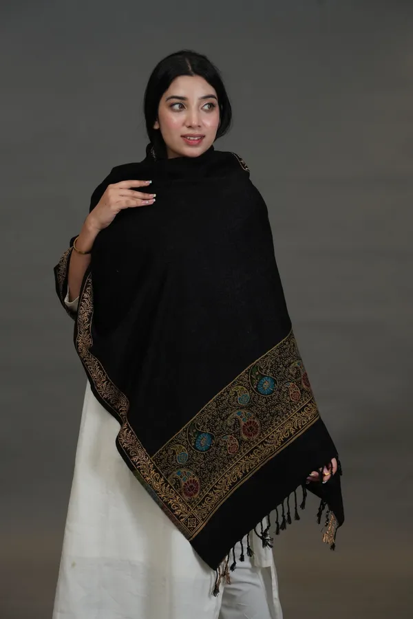 Shifneen_Acrylic_Embroidered_Women_Shawl_Black