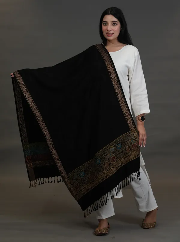 Shifneen_Acrylic_Embroidered_Women_Shawl_Black