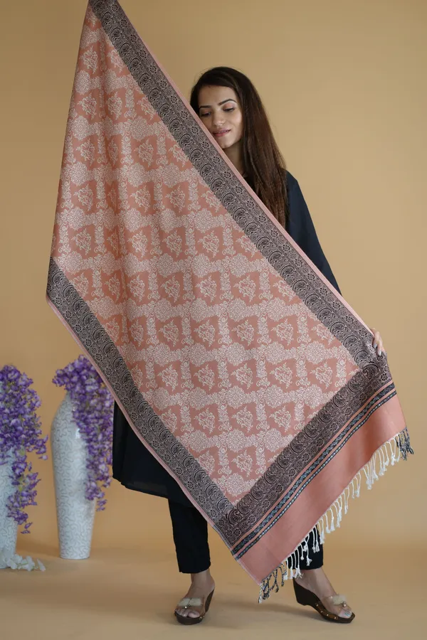 Shifneen_Acrylic_Printed_Women_Shawl_Multicolor