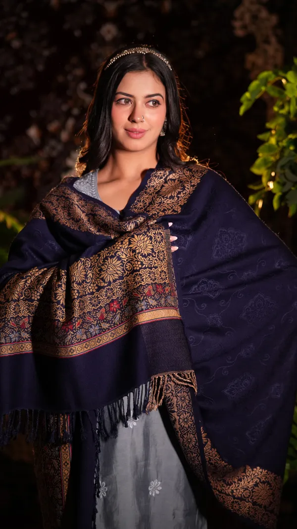 Shifneen_Acrylic_Self_Design_Women_Shawl_Multicolor