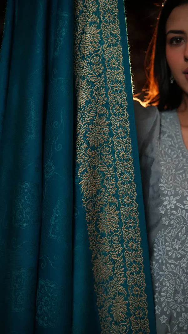 Shifneen_Acrylic_Self_Design_Women_Shawl_Green