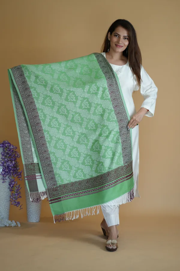 Shifneen_Acrylic_Printed_Women_Shawl_Dark_Green