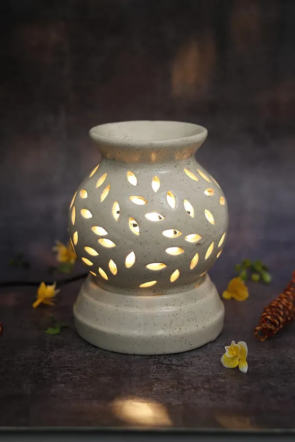 Ancient_Matki_Shape_Electric_Ceramic_Aroma_Oil_Diffuser/Natural_Air_Fragrance_For_Office/Home_Decor/Spa/Living_Room_(Arm-Bg-Ethnic)