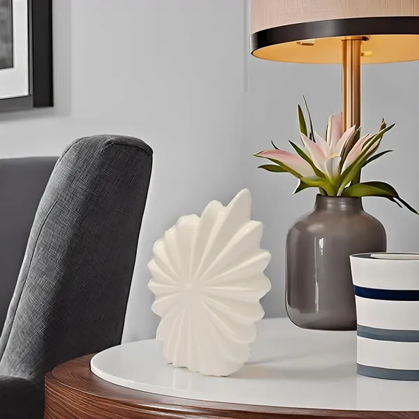 Ceramic_Shell_Shape_Vase_White_(Pack_Of_1)_|_Decorative_Flower_Pot_&_Planter_For_Home_Decor,_Bedroom_Corners,_Center_Tables_&_Party_Centerpieces