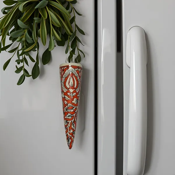 Ceramic_Pottery_Style_Cone_Planter_For_Home_Balcony_And_Living_Room_|_Flower_Vase_Planter_Floral_Cones_Decorative_Wall_Hanging_Planter_Pots_(Red)