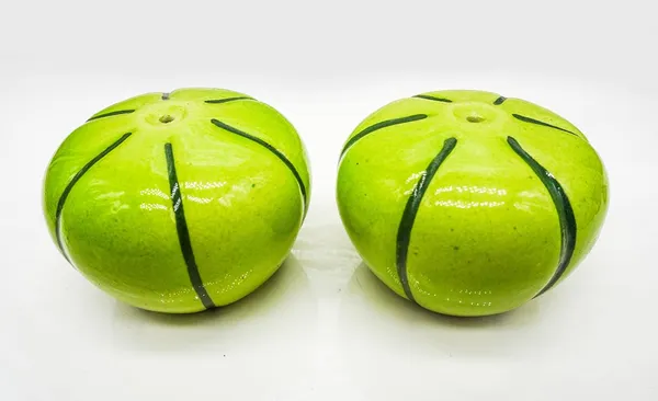 Ceramic_Musk_Melon_Shape_Salt_Container_|_Hand_Glazed_Ceramic_Salt_&_Pepper_Shakers_Set_|_Salt_Pepper_Set_For_Dining_Table_Fancy_Salt_Containers_For_Kitchen_(Green)